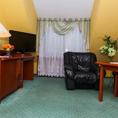 Rebajlo ホテル 2*